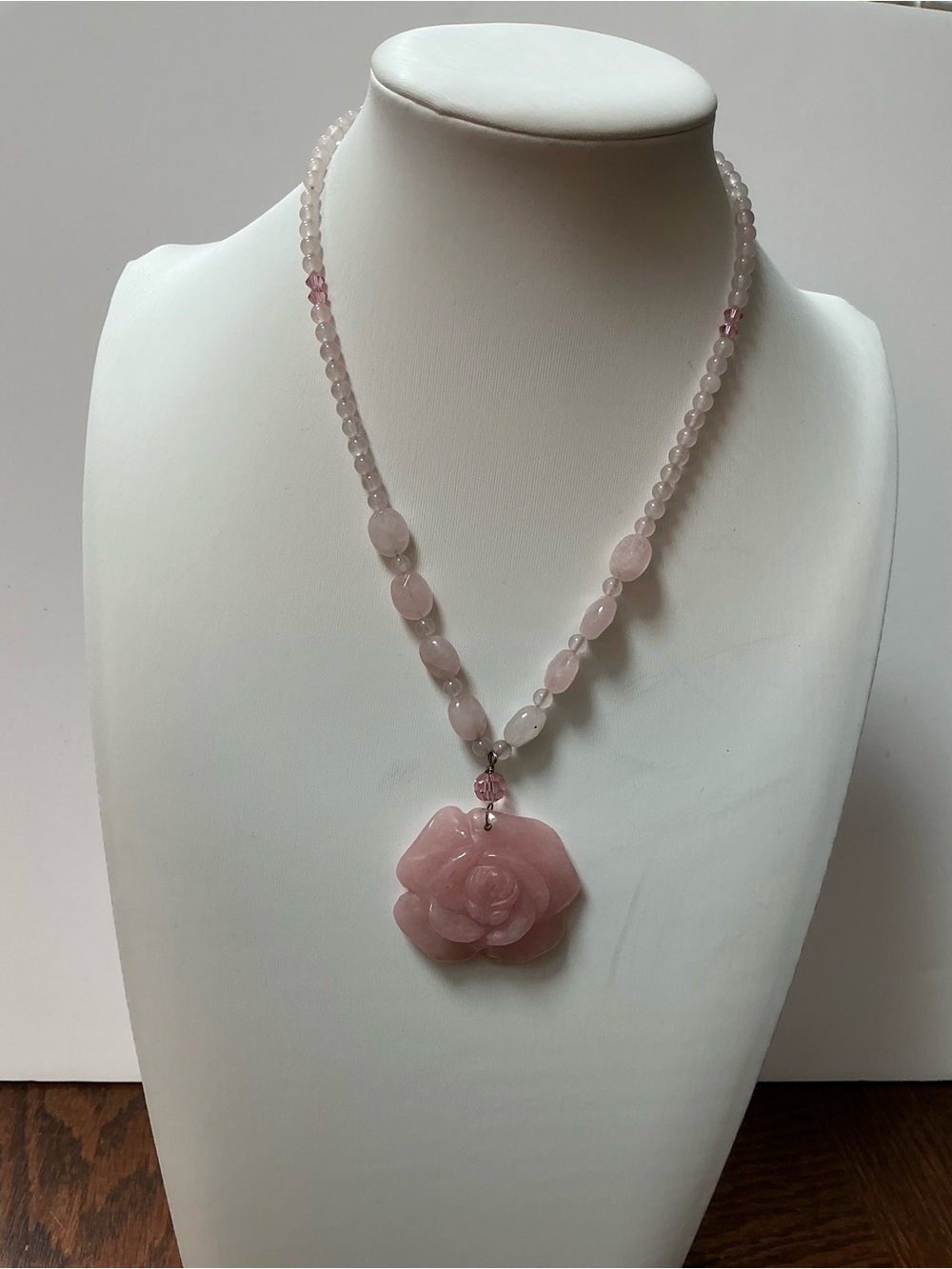 Rose Quartz Flower Pendant Necklace - Pink Women Jewelry